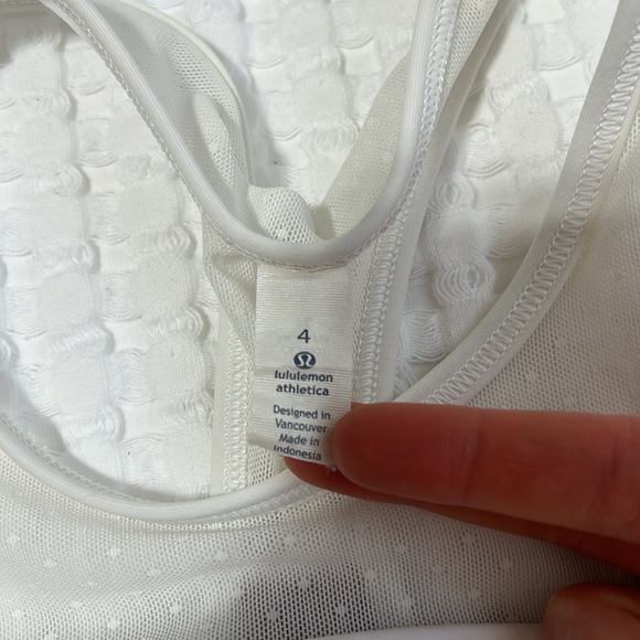 Lululemon Move White Luxtreme Mesh Sports Bra - Picture 5 of 11